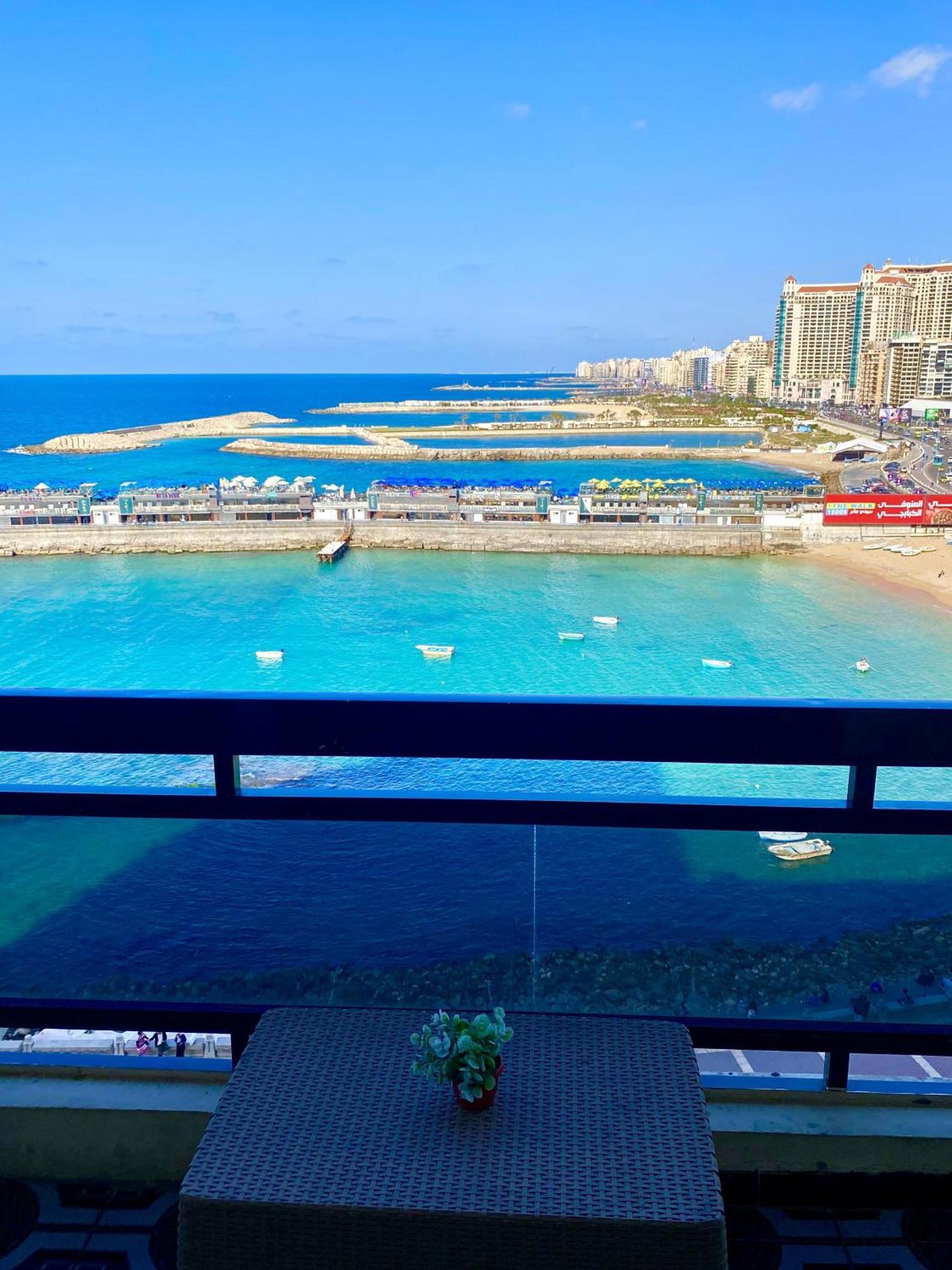 Luxury Gleem 3 Direct Sea View Appartement *