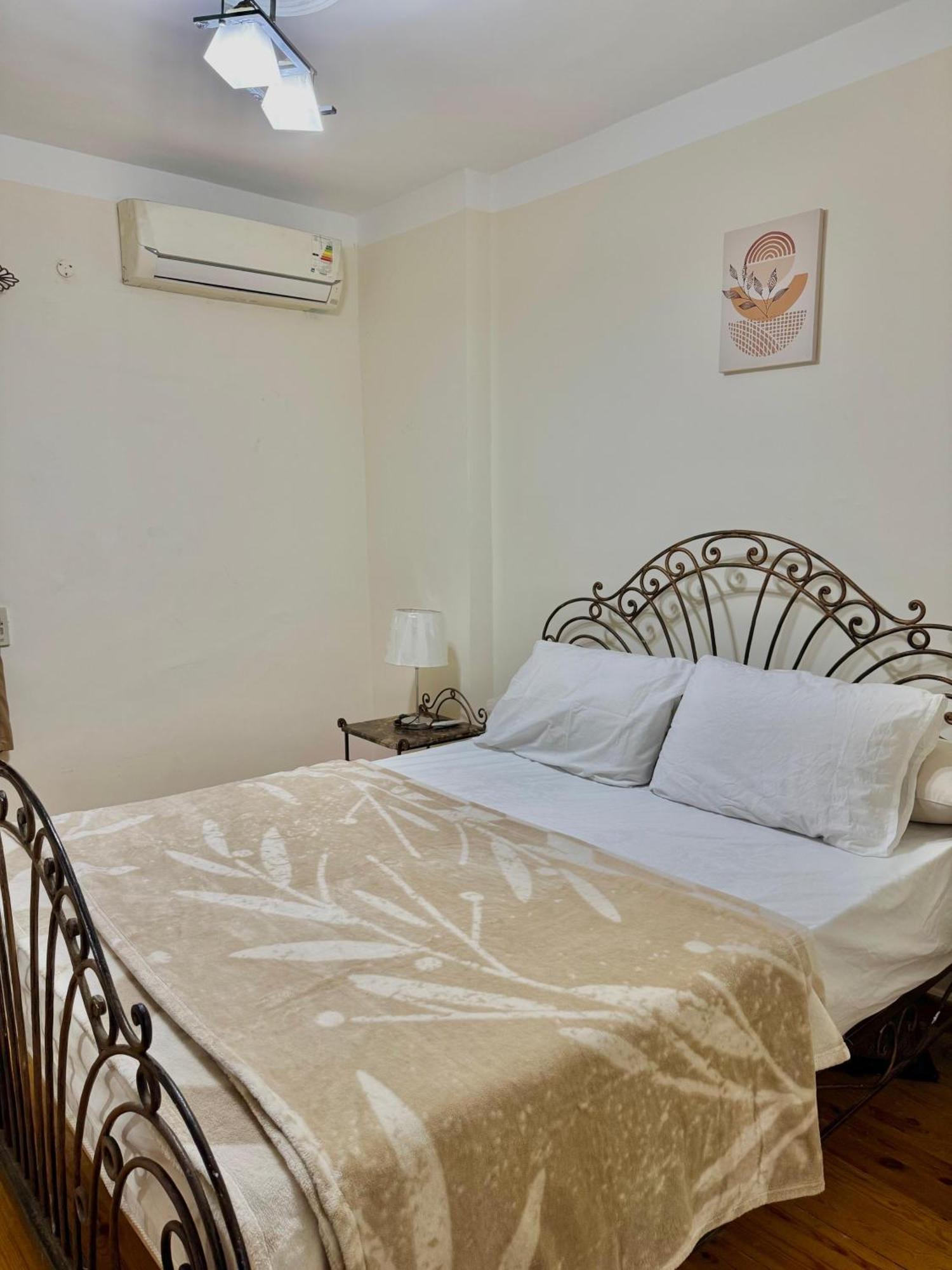 Luxury Gleem 3 Direct Sea View